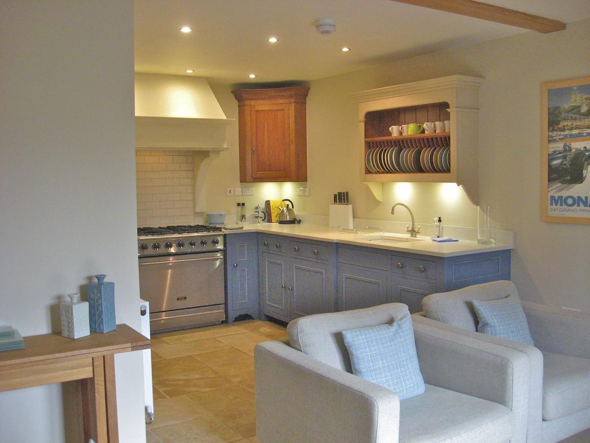 Oundle Bespoke Apartments Экстерьер фото